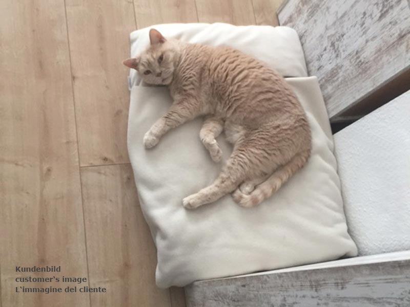 Sleeping bag for cats Divan DUE