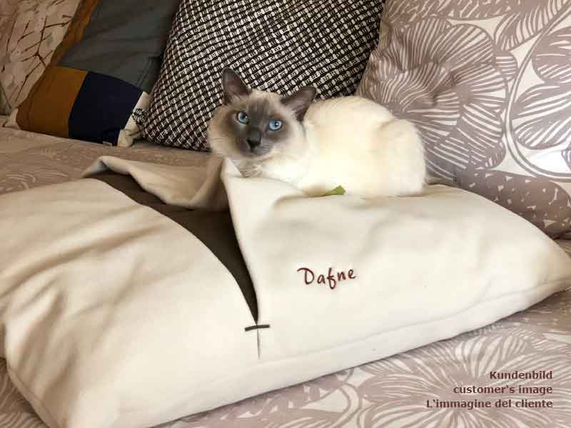Sleeping bag for cats Divan DUE