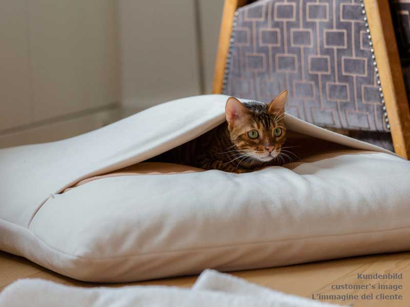 Sleeping bag for cats Divan DUE