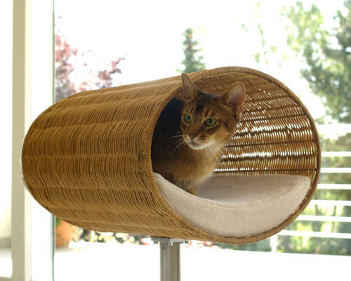 Tiragraffi-gatti-esclusiva-lusso-Rondo-Stand-pet-interiors